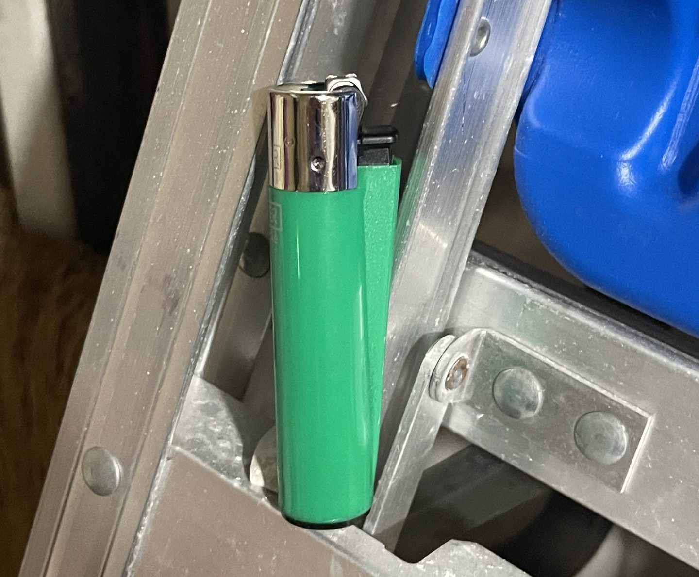 This Is the Lighter You Should Be Carrying (Clipper Lighter Review