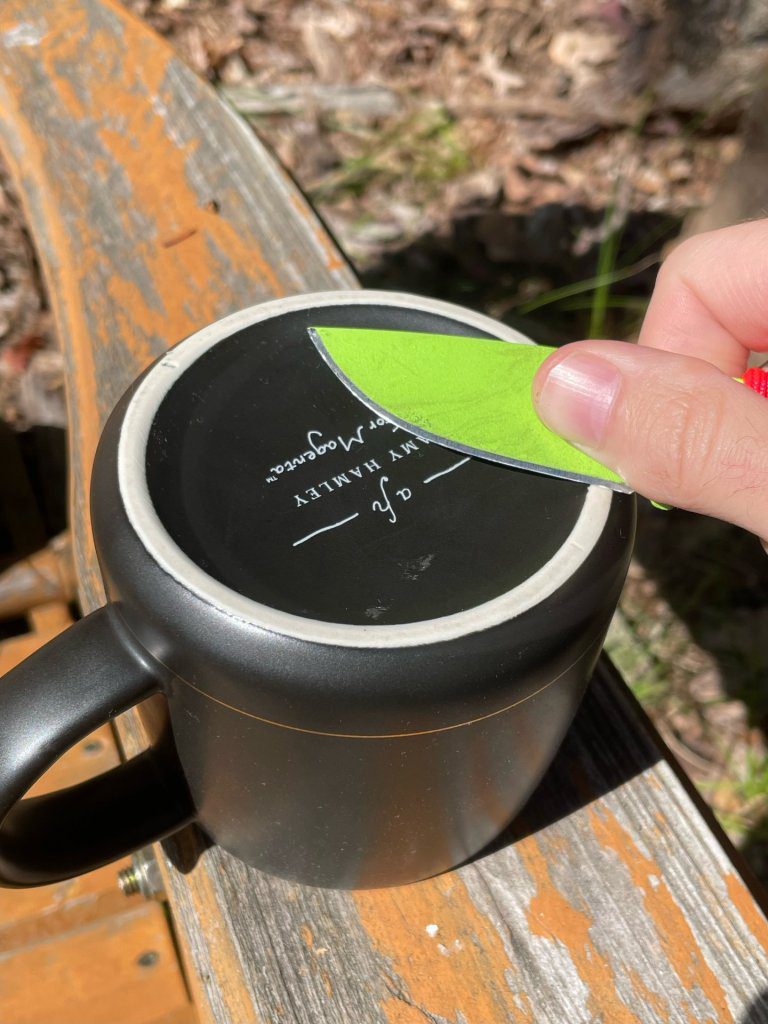 How to sharpen a knife with a mug.