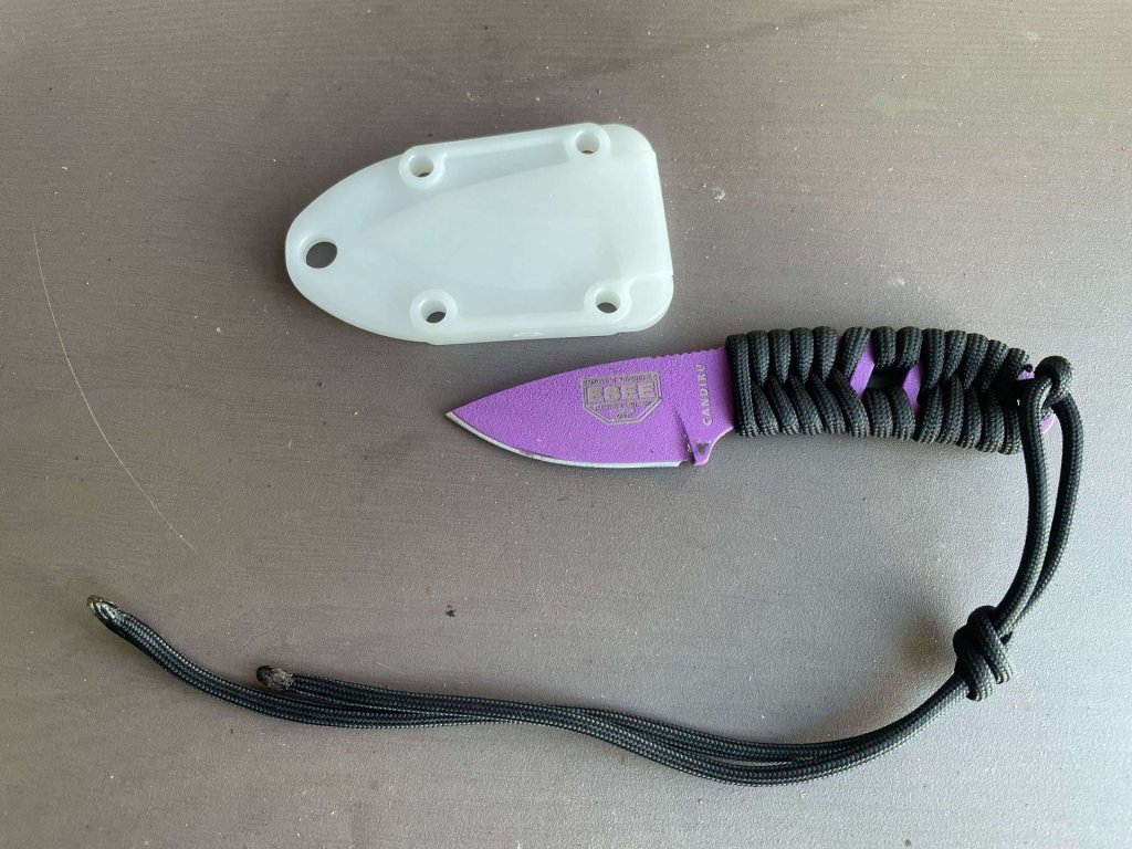 How to wrap an ESEE Candiru Handle with Paracord