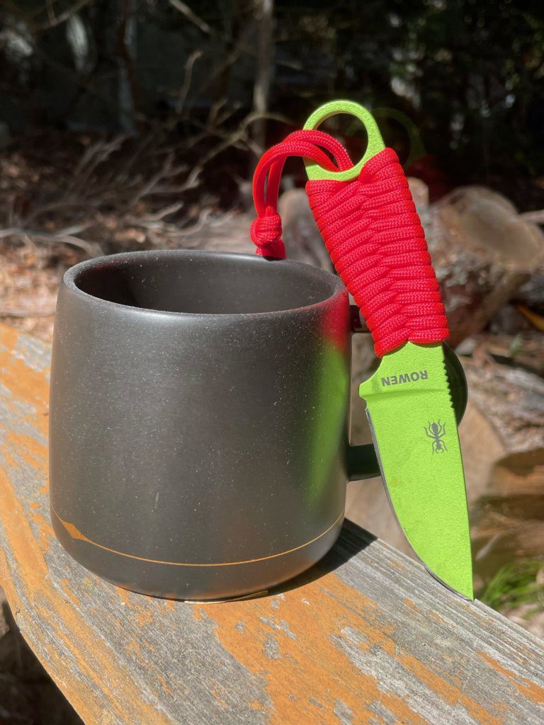 How to sharpen a knife with a mug.