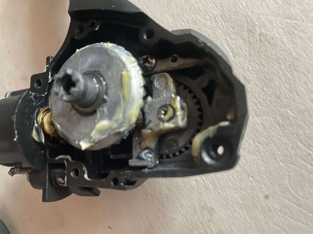 How to grease a surf reel.