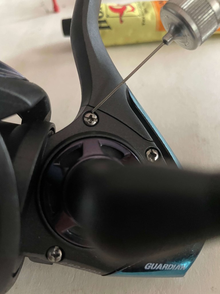 How to oil a surf reel.